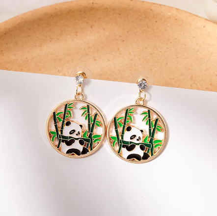 Aretes Panda